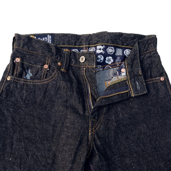 MOMOTARO "YEAR OF THE RABBIT" SELVEDGE JEANS (NARROW TAPERED) - Picture 3 of 16